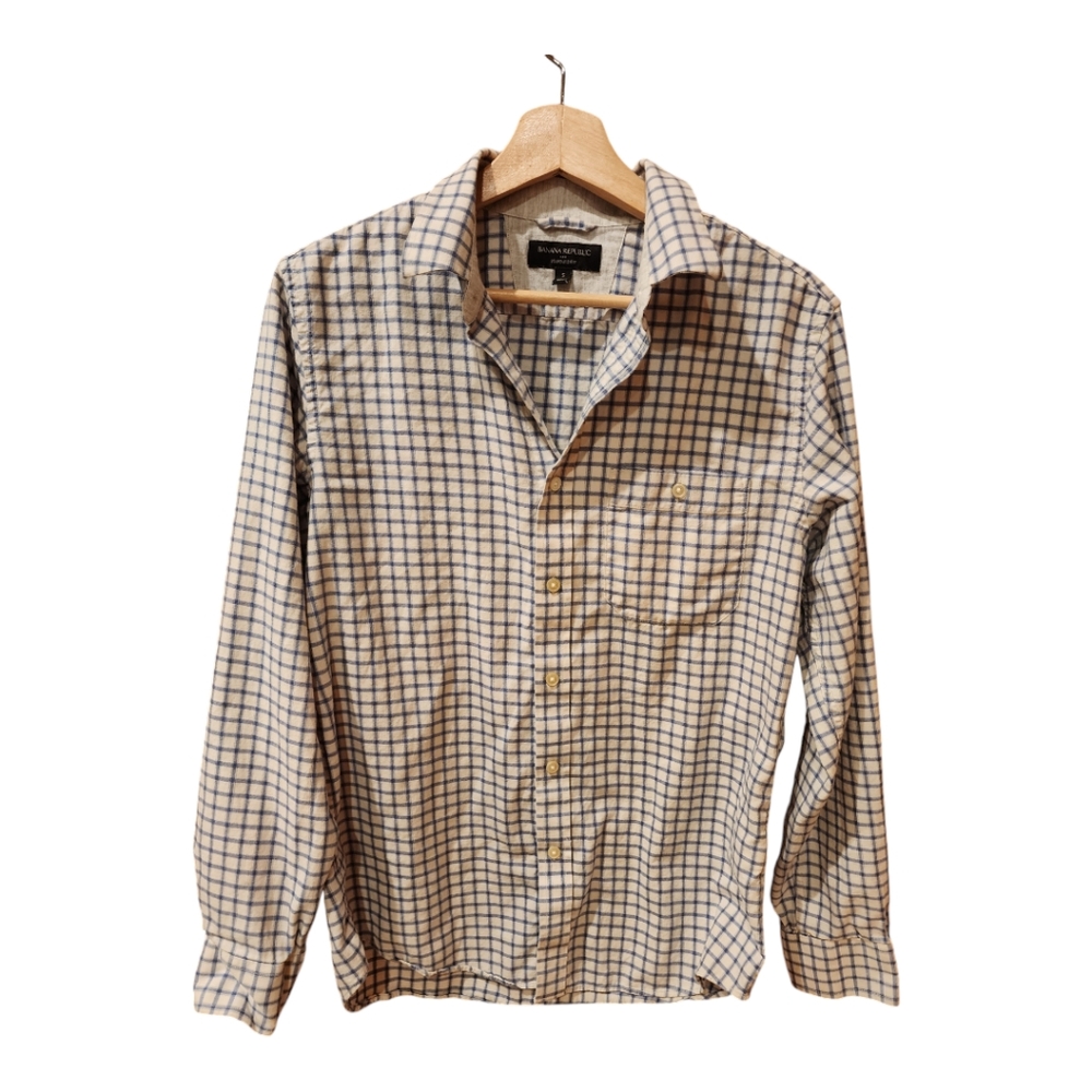 Banana Republic Button Down Collared Mens Shirt Size Small